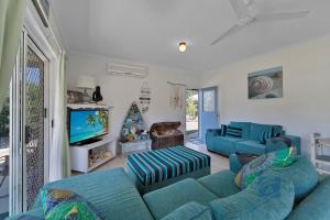 Μια τηλεόραση ή/και κέντρο ψυχαγωγίας στο 1/19-21 Pepperina Court