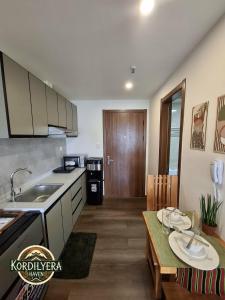Kuchyň nebo kuchyňský kout v ubytování Kordilyera Haven