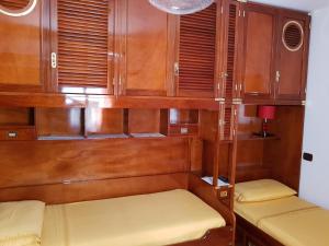 Postel nebo postele na pokoji v ubytování B&B Prestige