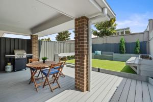 Balkón nebo terasa v ubytování The Stayover - Your Wine Country Base