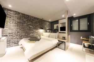 Η κουζίνα ή μικρή κουζίνα στο Hotel Yaja Sasang Terminal