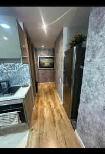 Kuchyň nebo kuchyňský kout v ubytování LINDO ESTUDIO UBICADO EN EL CORAZÓN DE CHAPINERO ALTo