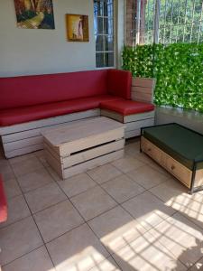 Φωτογραφία από το άλμπουμ του Serene on 5 Cologne σε Germiston