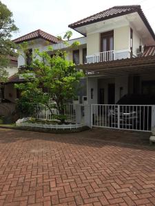 Budova, kde se vila nachází