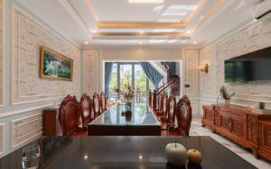 Μια τηλεόραση ή/και κέντρο ψυχαγωγίας στο Ben Thanh Maison