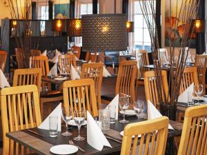 Εστιατόριο ή άλλο μέρος για φαγητό στο 6 person holiday home on a holiday park in Blokhus