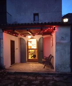 Hoone, kus puhkemaja asub