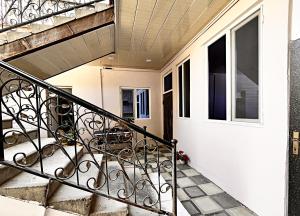 Ảnh trong thư viện ảnh của Daffodils Sweet Home ở Baku