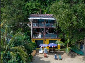 Zahrada ubytování Maya guest house@coffee + 35 fotografií