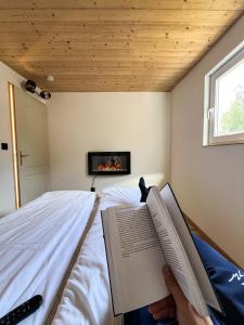 Ένα ή περισσότερα κρεβάτια σε δωμάτιο στο Nature&Chill Treehouses