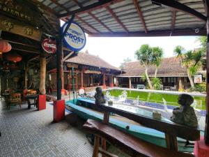 Hosté ubytování Hotel O near Alun Alun formerly Embun Pagi Hotel & Villa Resort