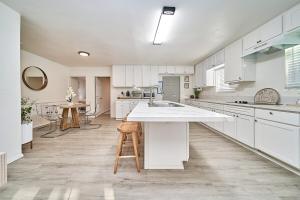 Nhà bếp/bếp nhỏ tại 4 bedrooms +12 ảnh