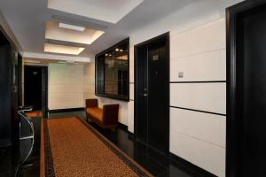 Фотография из галереи Royal Grand Suite Hotel в Шардже