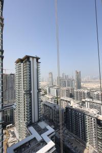 Vista general de Dubái o vista desde el departamento