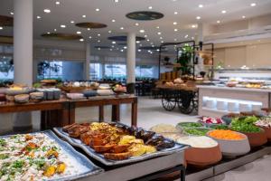 Jídlo v hotelu nebo okolí