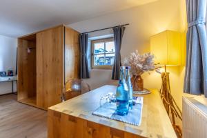 Η κουζίνα ή μικρή κουζίνα στο Gasthof Auwirt in Aurach +54 φωτογραφίες