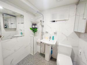 Koupelna v ubytování Stay Yeon