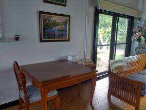 Foto dalla galleria di พฤกษาวารี รีสอร์ท  Altre 27 foto