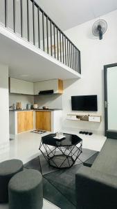 Μια τηλεόραση ή/και κέντρο ψυχαγωγίας στο Sweet House