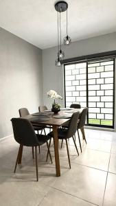 Φωτογραφία από το άλμπουμ του Casa La Amistad Comoda Casa con 3 Habitaciones σε Σαλτίγιο +36 φωτογραφίες