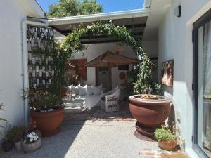 Zahrada ubytování Acacia Home + 4 fotografie