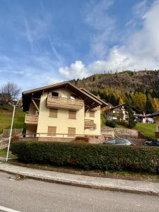 Nespecifikovaný výhled na hory nebo výhled na hory při pohledu z apartmánu + 9 fotografií