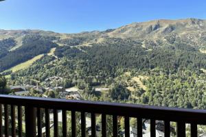 Galeriebild der Unterkunft Studio with stunning views and modern amenities in Mussillon