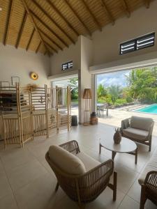 Bazén v ubytování Eden Paradise, Anse à la Barque nebo v jeho okolí