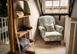 Posezení v ubytování Old Customs House