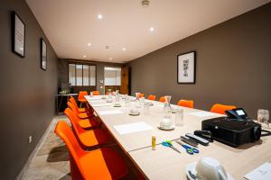 Konferenční prostory v ubytování Hôtel Le Saint Remy & Spa + 94 fotografií