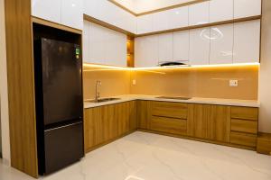 Η κουζίνα ή μικρή κουζίνα στο Fara Home - Phan Rang Homestay