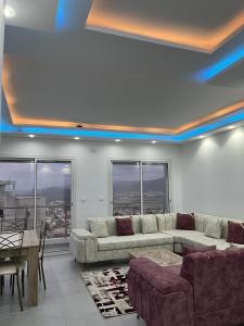 Posezení v ubytování Relaxing Sea View Loft in Tabarka