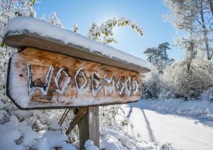 Το WoodMood Cabin with Spa τον χειμώνα