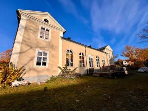 Φωτογραφία από το άλμπουμ του Centrally-located Unique Private apartment with 3 floors σε Smedjebacken +10 φωτογραφίες