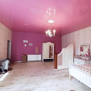 Et tv og/eller underholdning på Retro House