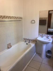 Koupelna v ubytování Woodbourne Resort