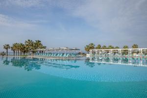 Bazén v ubytování Arcanus Hotels Sorgun - Ultra All Inclusive nebo v jeho okolí