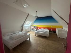 Afbeelding uit fotogalerij van Gîte avec piscine d'intérieure  +11 foto's