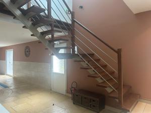 Afbeelding uit fotogalerij van Gîte avec piscine d'intérieure 