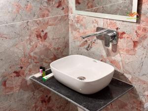 Koupelna v ubytování Desert holiday Resort