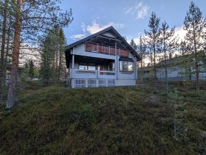 Budova, kde se chata nachází