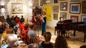 Επισκέπτες που μένουν στο Kaucuk Otel