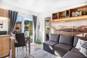 Posezení v ubytování Side-by-Side Tiny Houses