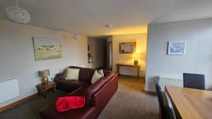 Posezení v ubytování Modern 1 bed Apartment close to Campbeltown