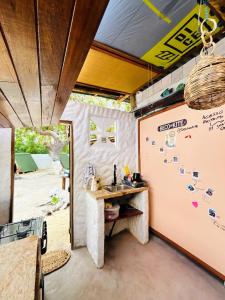 Kuchyň nebo kuchyňský kout v ubytování Beco do Kite - BG + 18 fotografií