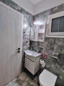 Ένα μπάνιο στο Casa Napie Ioannina +8 φωτογραφίες