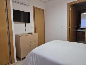 TV a/nebo společenská místnost v ubytování Apartamento en magic world Oropesa del mar