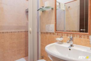 Ένα μπάνιο στο New Inn