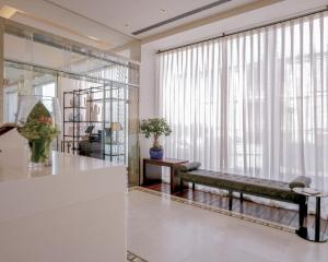 Ο χώρος του λόμπι ή της ρεσεψιόν στο MIM Sitges Member of Melia Collection