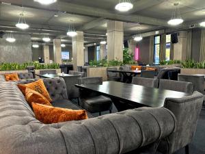 Χώρος καθιστικού στο Optima Collection Chernivtsi